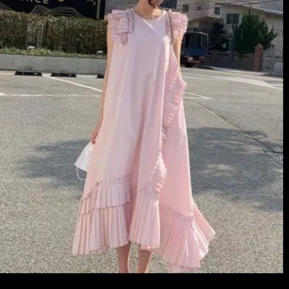 Womens ruffle dress